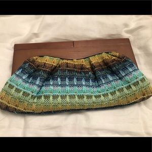 Gorgeous summer clutch